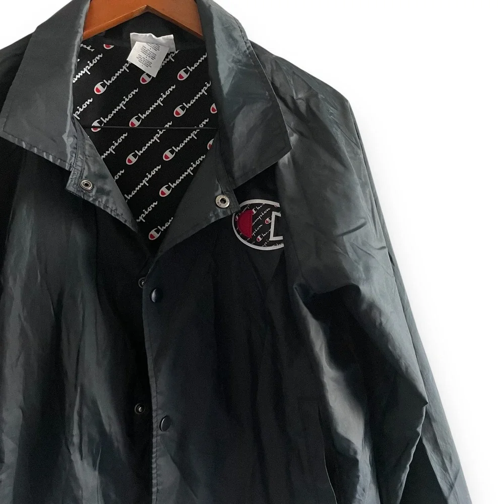 Champion Jacket Women's Black Big C Spellout Snap Front Cropped‎ Windbreaker